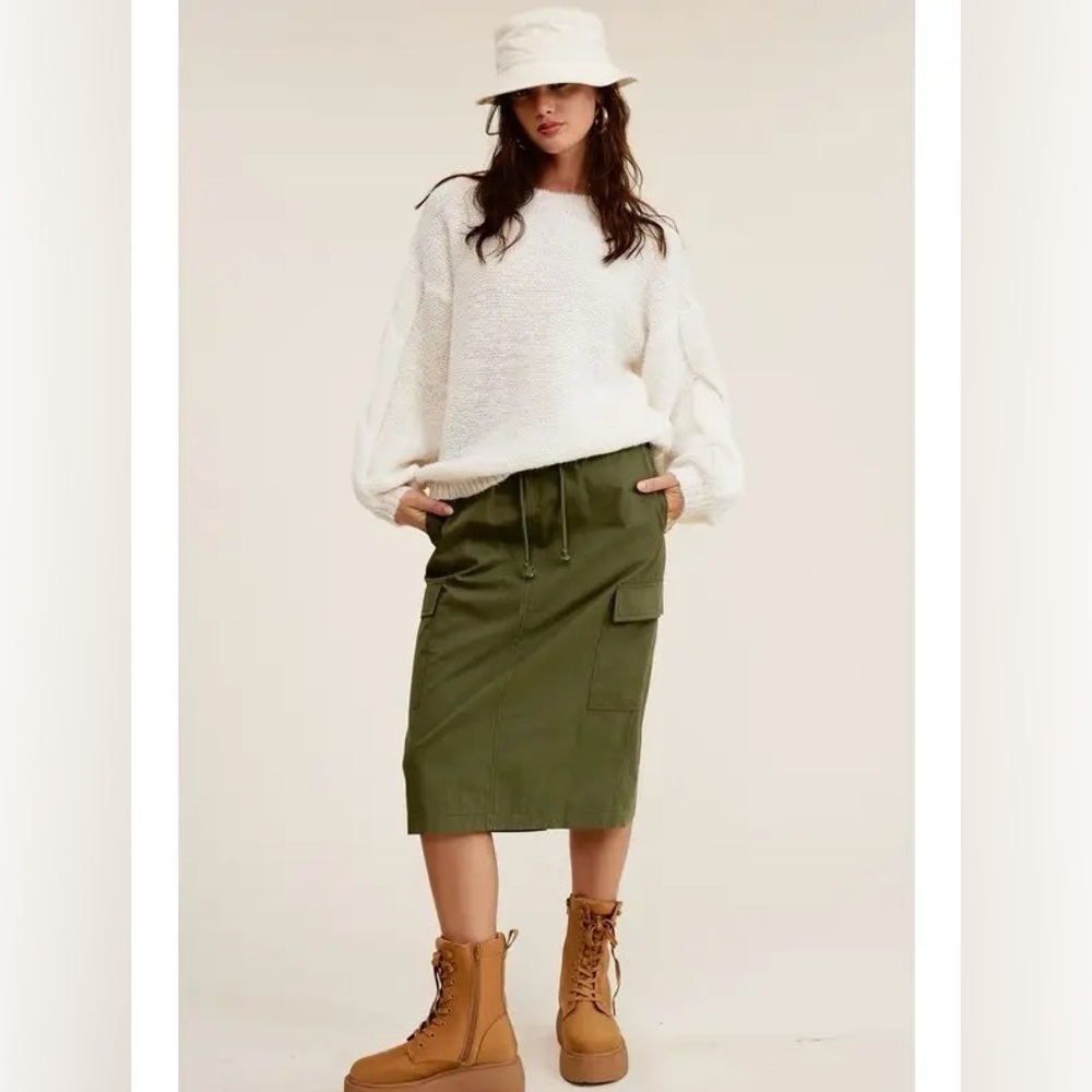 195 - Women's Olive Cargo Skirt